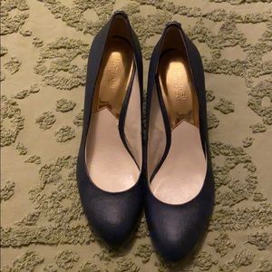 Michael Kors Navy Flex Pump Size 10N